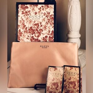 “HOST PICK” GUCCI BLOOM All Inclusive Pouch/Bag Brand New in Box